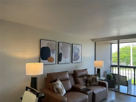 10525 SW 112th Avenue Miami FL 33176