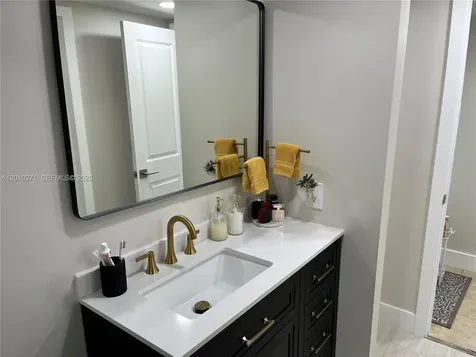 10525 SW 112th Avenue Miami FL 33176