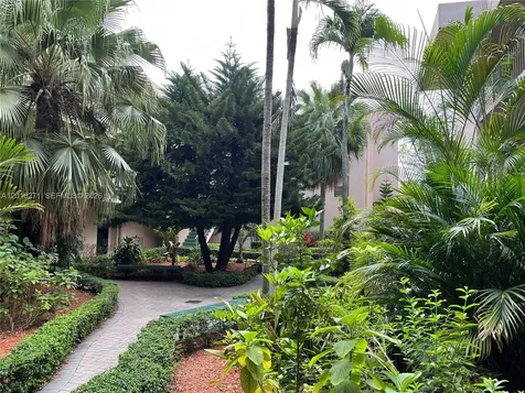 10525 SW 112th Avenue Miami FL 33176