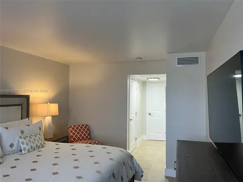 10525 SW 112th Avenue Miami FL 33176