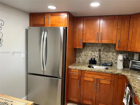 10525 SW 112th Avenue Miami FL 33176