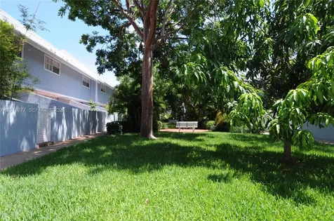 798 N Crandon Boulevard Key Biscayne FL 33149