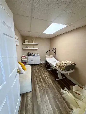 7500 NW 25th Street Miami FL 33122