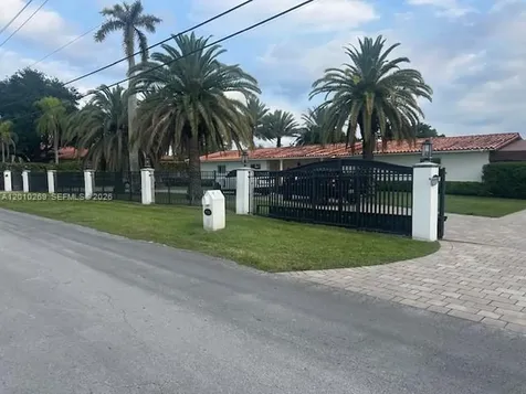 9540 SW 68th Street Miami FL 33173