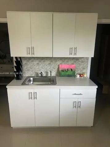 9540 SW 68th Street Miami FL 33173