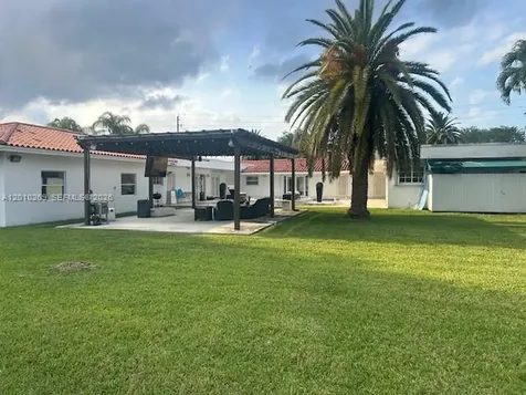 9540 SW 68th Street Miami FL 33173