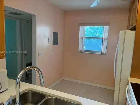 200 Ashbury Road Hollywood FL 33024