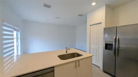 2628 SE 28 Drive Homestead FL 33035