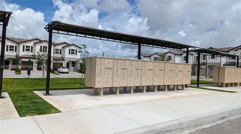 2628 SE 28 Drive Homestead FL 33035