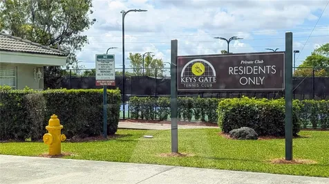 2628 SE 28 Drive Homestead FL 33035
