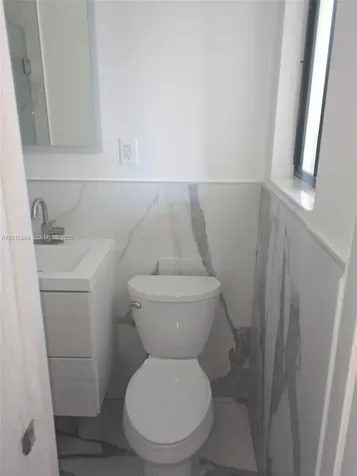 3300 SE 6th Street Pompano Beach FL 33062