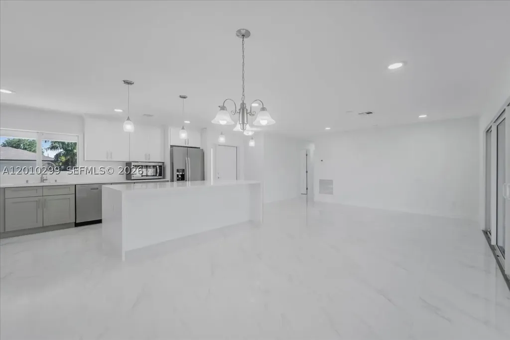 105 SE 45th Other City - In The State Of Florida FL 33904