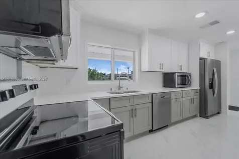 105 SE 45th Other City - In The State Of Florida FL 33904