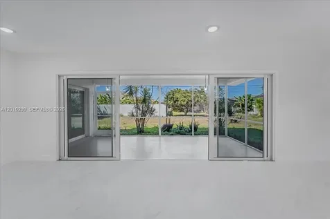 105 SE 45th Other City - In The State Of Florida FL 33904