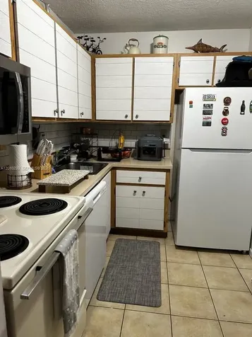 7220 NW 179th Street Hialeah FL 33015