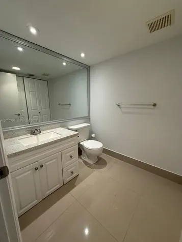 1300 SW 125th Avenue Pembroke Pines FL 33027