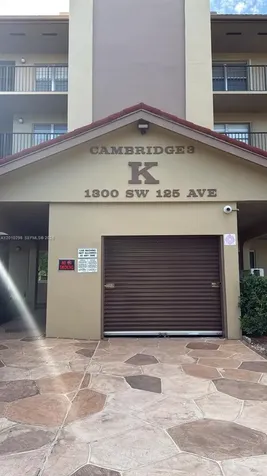 1300 SW 125th Avenue Pembroke Pines FL 33027