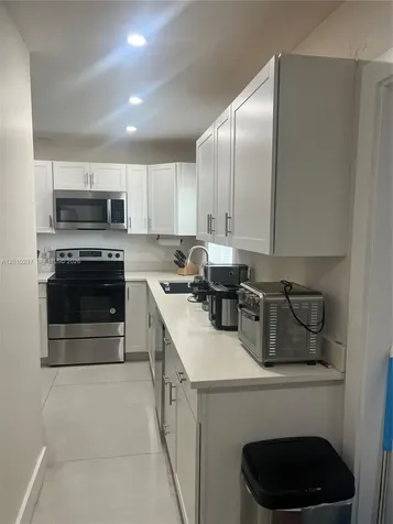 6742 SW 18th Court North Lauderdale FL 33068
