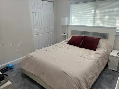6742 SW 18th Court North Lauderdale FL 33068