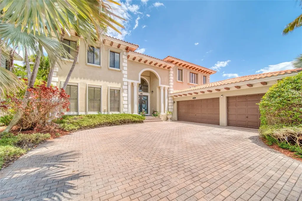 7601 SW 187th Street Cutler Bay FL 33157
