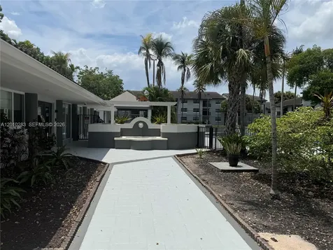 7195 NW 179th Street Hialeah FL 33015