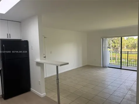 7195 NW 179th Street Hialeah FL 33015