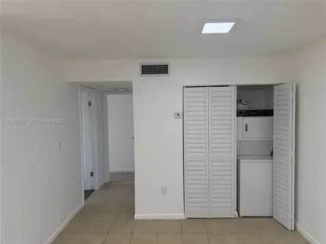 7195 NW 179th Street Hialeah FL 33015