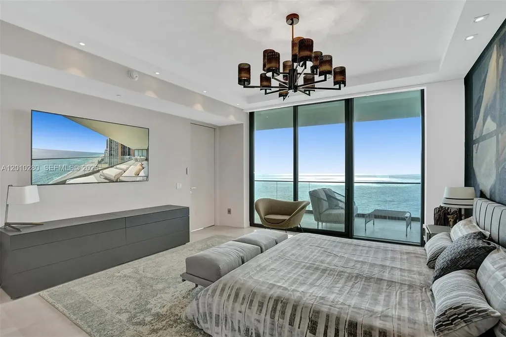 18975 Collins Avenue Sunny Isles Beach FL 33160