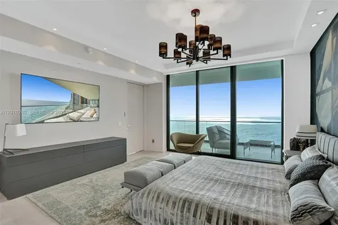 18975 Collins Avenue Sunny Isles Beach FL 33160