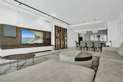 18975 Collins Avenue Sunny Isles Beach FL 33160