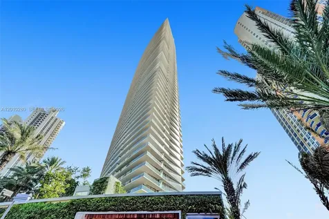 18975 Collins Avenue Sunny Isles Beach FL 33160