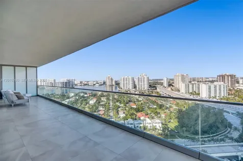 18975 Collins Avenue Sunny Isles Beach FL 33160