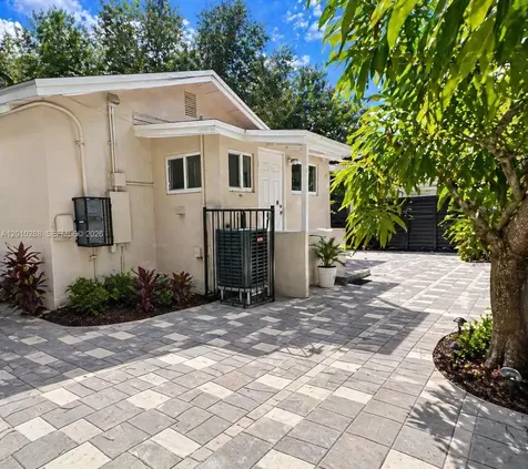 135 NW 68th Street Miami FL 33150