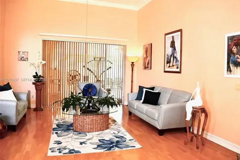 1231 SW 102nd Avenue Pembroke Pines FL 33025