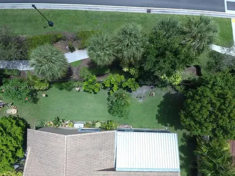 1231 SW 102nd Avenue Pembroke Pines FL 33025