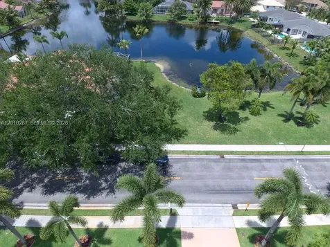 1231 SW 102nd Avenue Pembroke Pines FL 33025