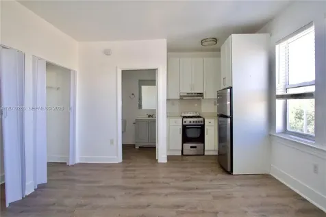 501 SW 6th Court Miami FL 33130