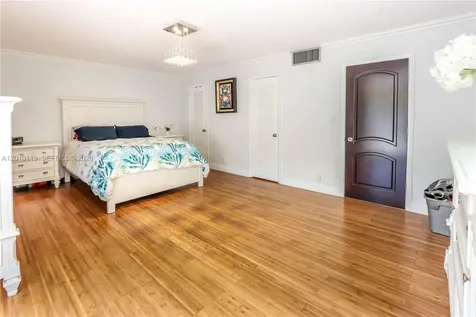 928 NE 27th Avenue Hallandale Beach FL 33009