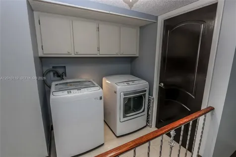 928 NE 27th Avenue Hallandale Beach FL 33009