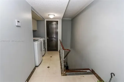 928 NE 27th Avenue Hallandale Beach FL 33009