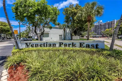 928 NE 27th Avenue Hallandale Beach FL 33009