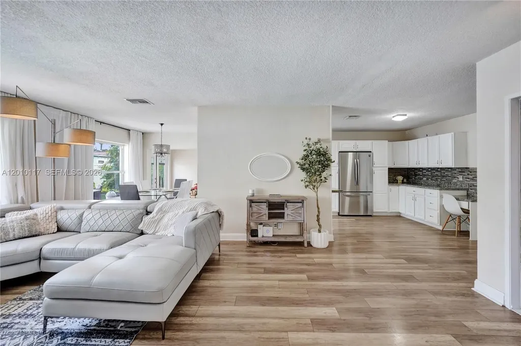 7511 NW 41st Street Coral Springs FL 33065