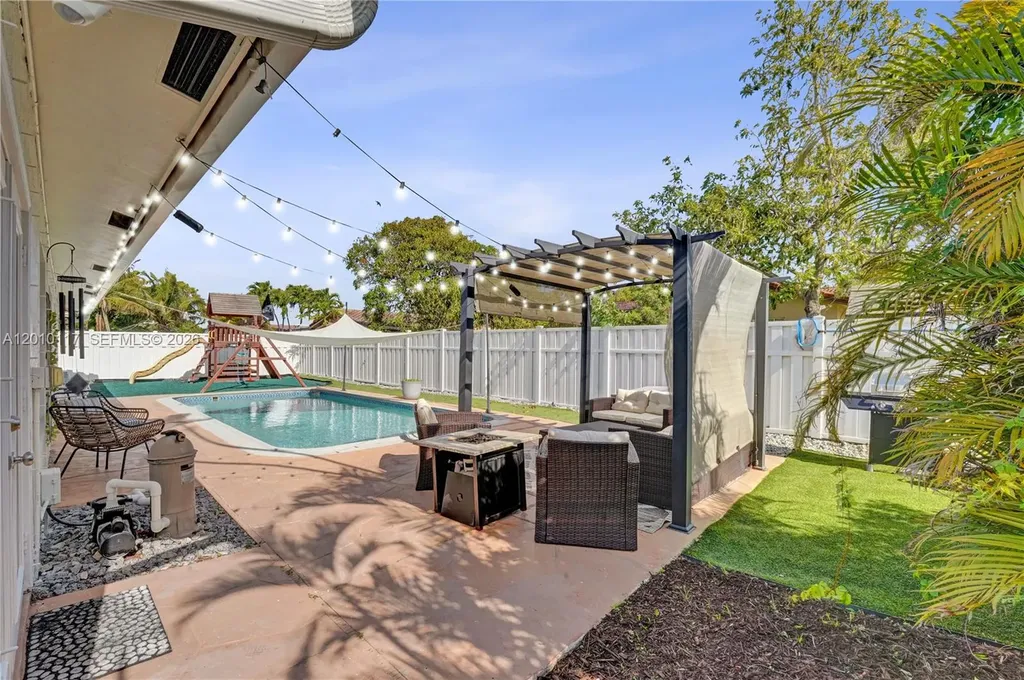 7511 NW 41st Street Coral Springs FL 33065