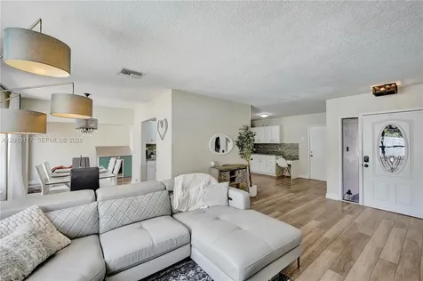 7511 NW 41st Street Coral Springs FL 33065
