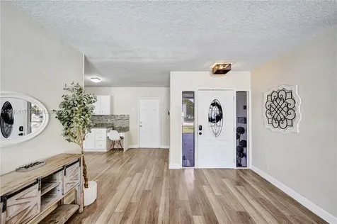 7511 NW 41st Street Coral Springs FL 33065