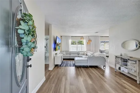 7511 NW 41st Street Coral Springs FL 33065