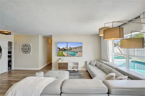 7511 NW 41st Street Coral Springs FL 33065