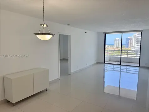 3300 NE 192nd Street Aventura FL 33180