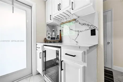 400 SE 10th Street Deerfield Beach FL 33441