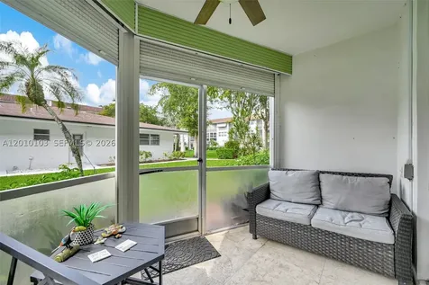 400 SE 10th Street Deerfield Beach FL 33441